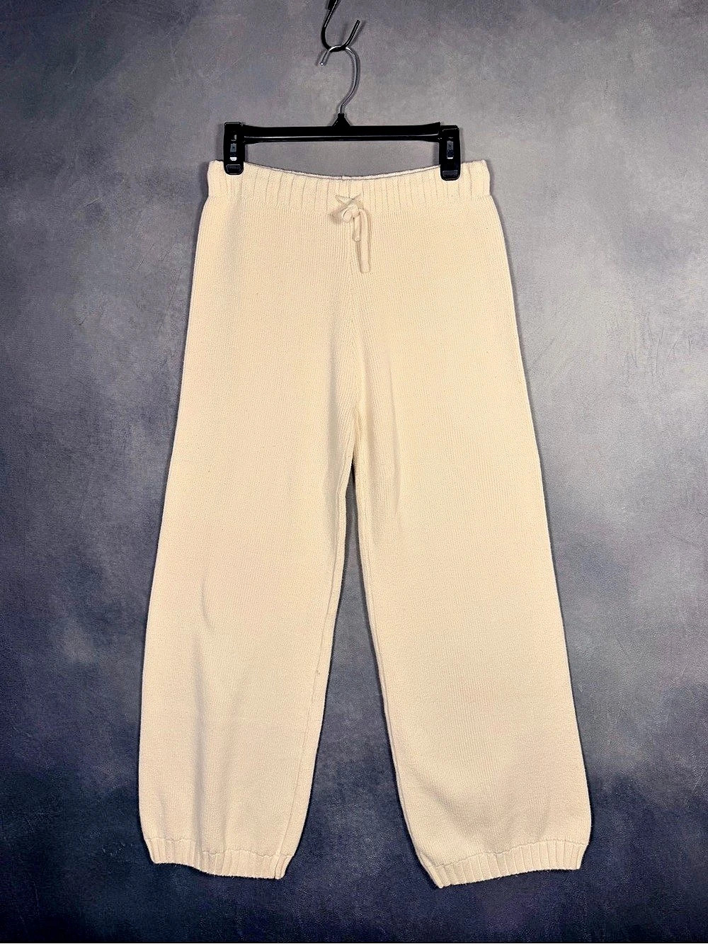 Sincerely Julie Cream Knit Jogger Pants Like New size Large
